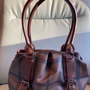 Burberry handbag/shoulder bag